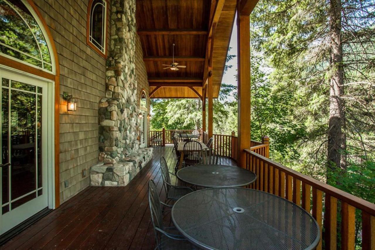 Snowgrass Lodge - River, Mountain Views & Hot Tub Leavenworth Exterior photo